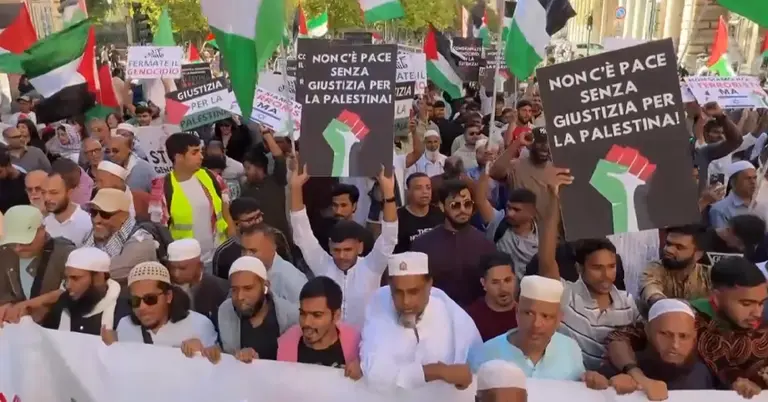 ইতালিতে বিক্ষোভ